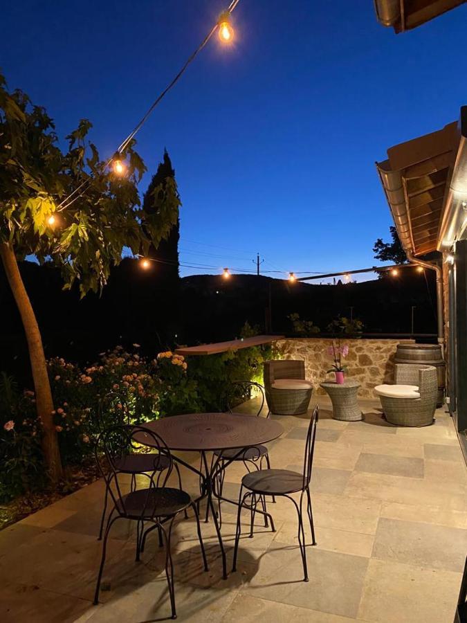 Gite De Charme 5 Etoiles Pour Couple Avec Sauna Et Jacuzzi Exterieurs Privatifs Peaugres Dış mekan fotoğraf