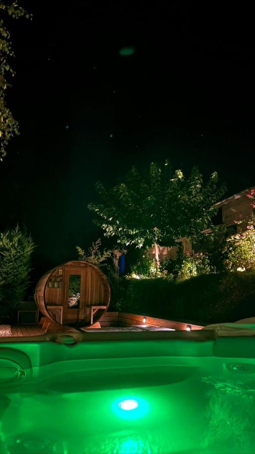 Gite De Charme 5 Etoiles Pour Couple Avec Sauna Et Jacuzzi Exterieurs Privatifs Peaugres Dış mekan fotoğraf